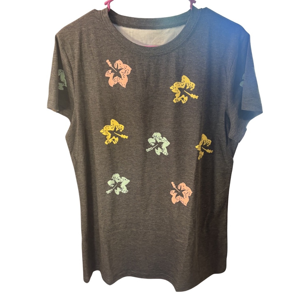 Colorful Graphic Print Women's Tee Shirt Size Large New